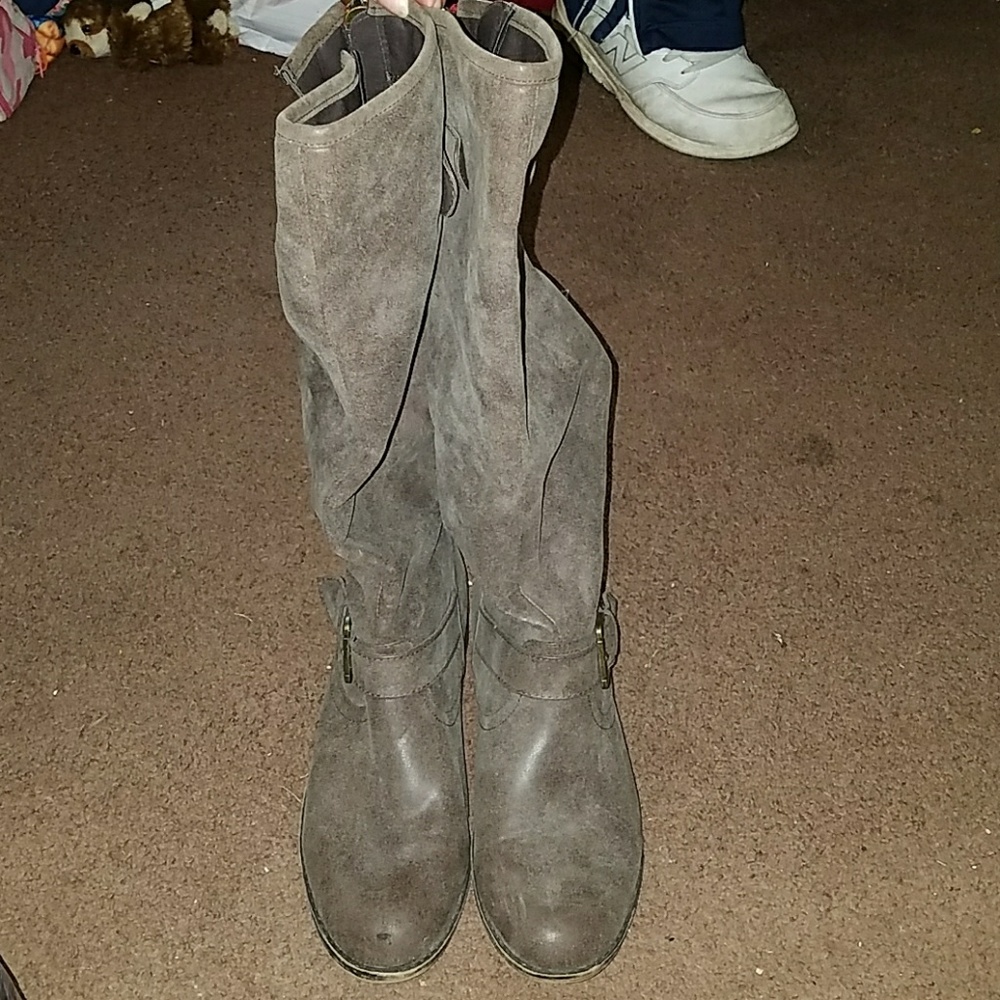Women's tall back zipper boots.